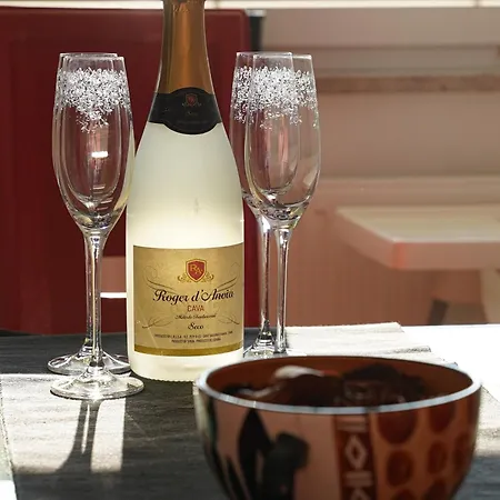 Ken Near Terme Paradiso