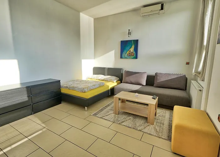 Ken Near Terme Paradiso Daire Dobova